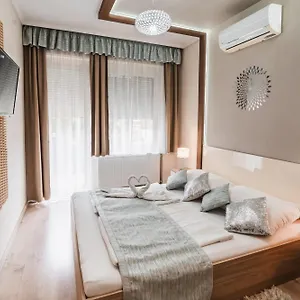 https://melior-szallo.egerhotels.net